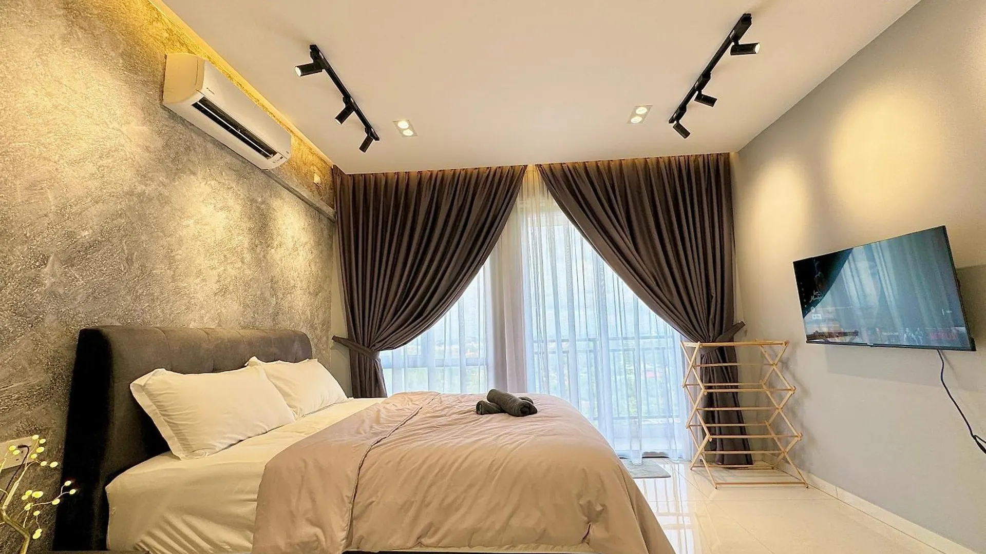 Central Park Tampoi Studio By Luxecocoo Ck Johor Bahru